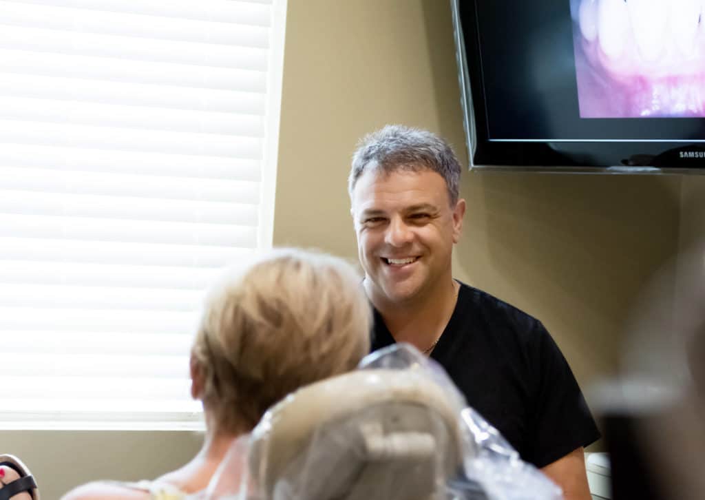 Columbus Periodontist Seeing Patient